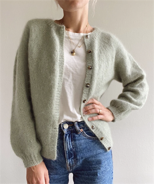 PetiteKnit - Novice Cardigan Mohair Edition